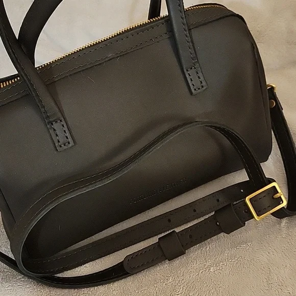 Portland Leather 'Sloan' Doctor Bag - Picture 3 of 7